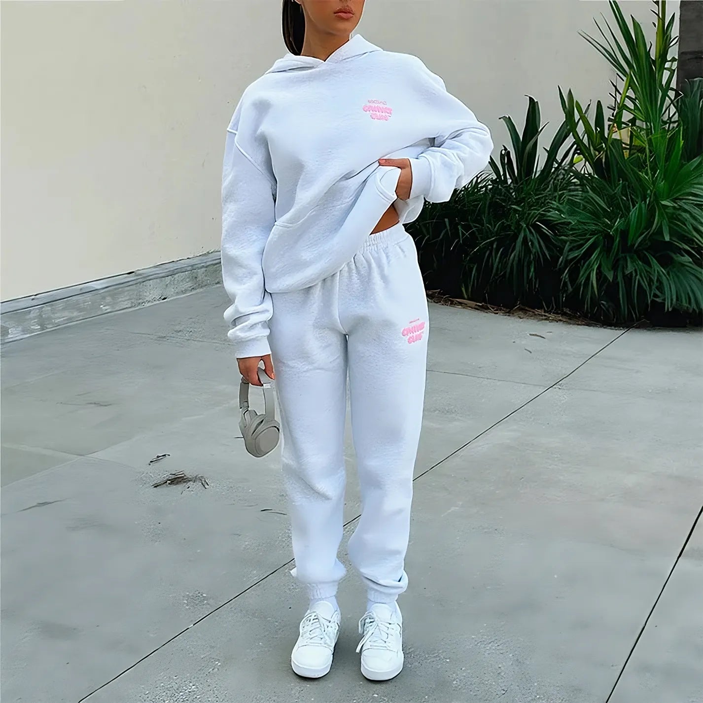 WHITE FOX Cozy Club Set (Hoodie + Sweats)